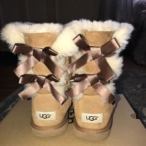 Chestnut Ugg’s Women’s size 7 / children’s size 6